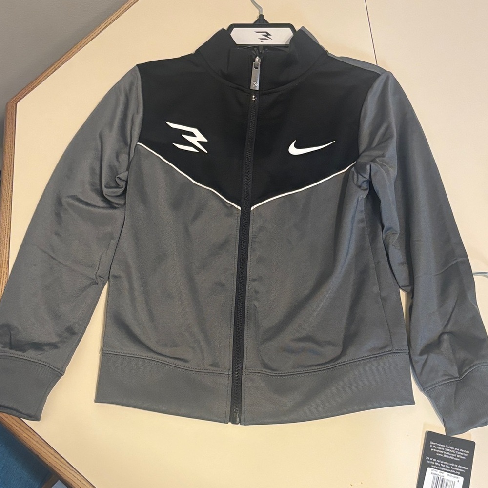 Boys Nike tracksuit set